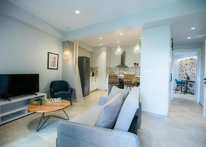 M&E House
